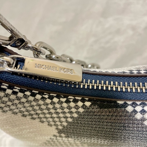 Michael Kors Sequins Cora Pouchette 2 Way Bag, NWT - Picture 13 of 16